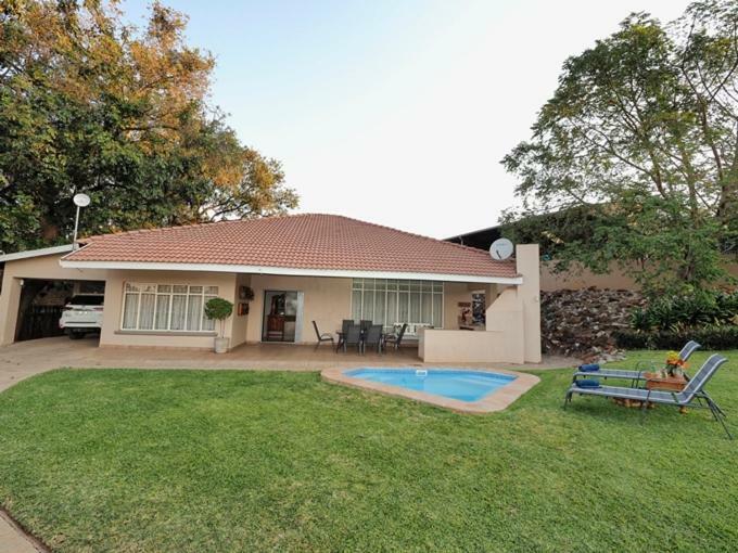 Poinsettia Family Cottage Хейзивью Экстерьер фото